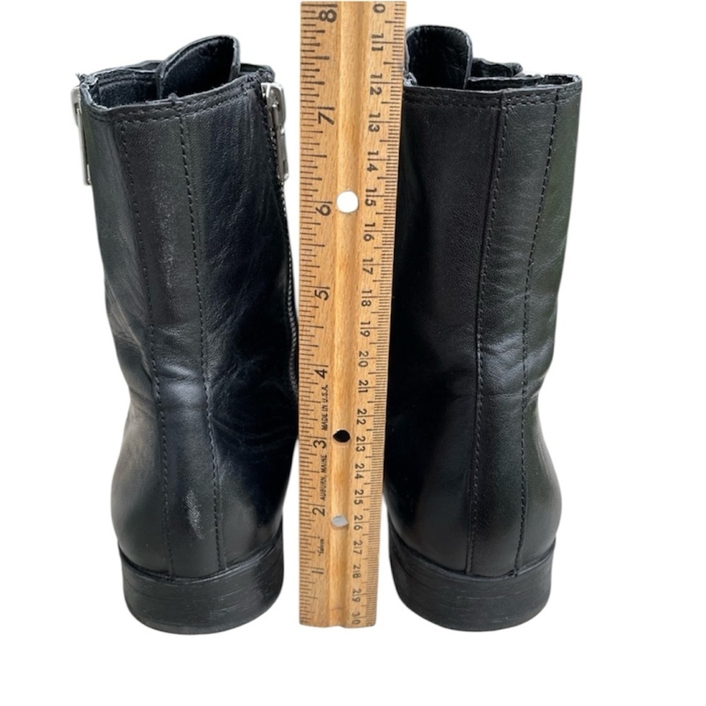 TrouvƩ Black Leather
Chic Moto Minimalist Zip Ankle Boots Booties SZ 7 - Picture 13 of 13